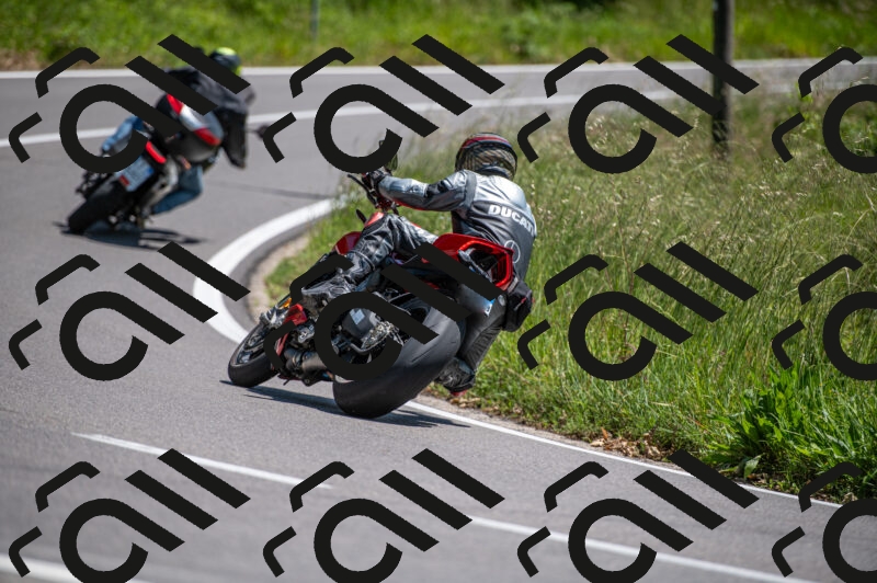 202505241411-M22_5882_m2_