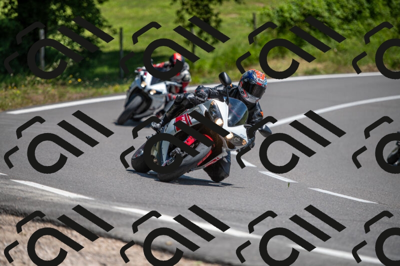 202505241415-M22_5887_m2_