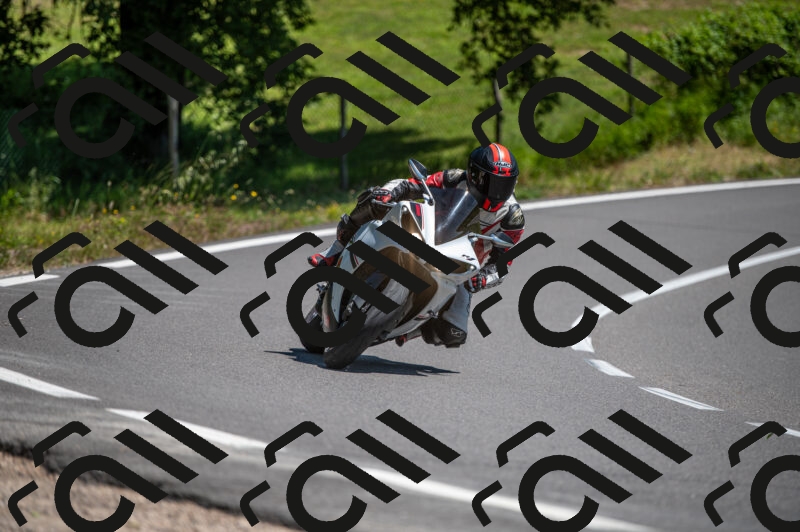 202505241415-M22_5888_m2_