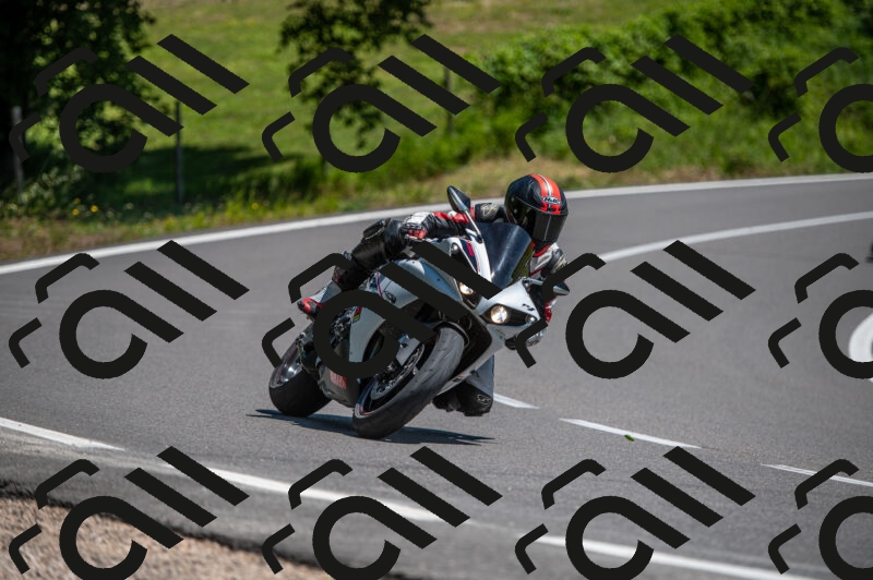 202505241415-M22_5889_m2_