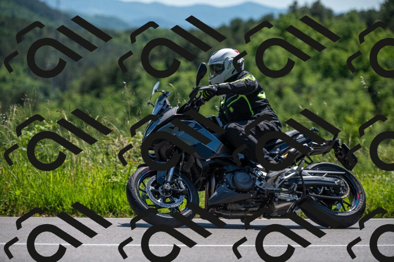 202505241416-M22_5894_m2_