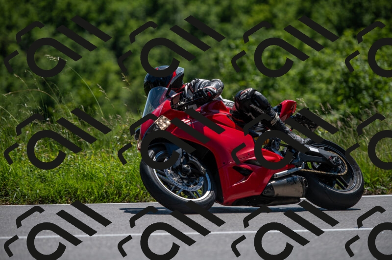 202505241420-M22_5924_m2_