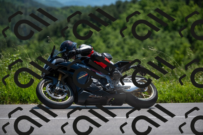 202505241420-M22_5930_m2_