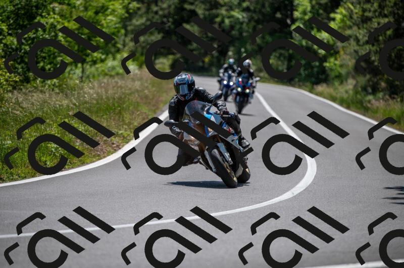 202505241423-M22_5955_m2_