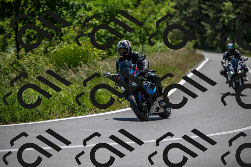 202505241423-M22_5959_m2_