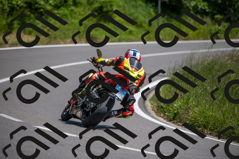 202505241425-M22_5969_m2_