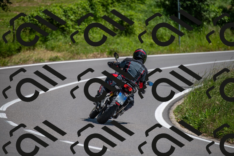 202505241426-M22_5973_m2_