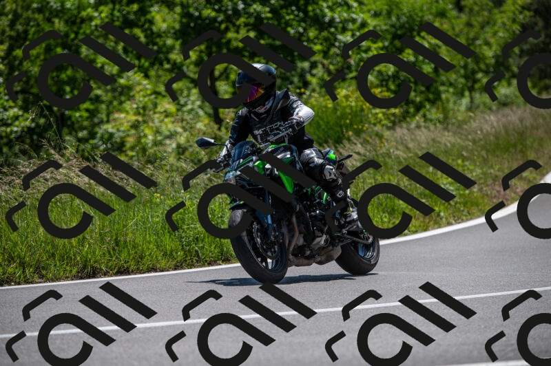 202505241427-M22_5983_m2_