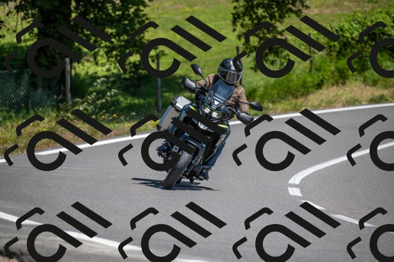 202505241429-M22_5997_m2_