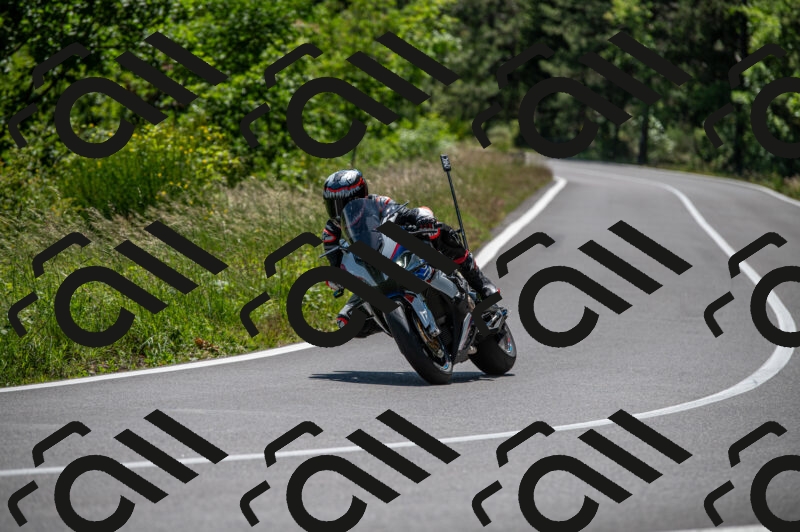 202505241429-M22_6000_m2_