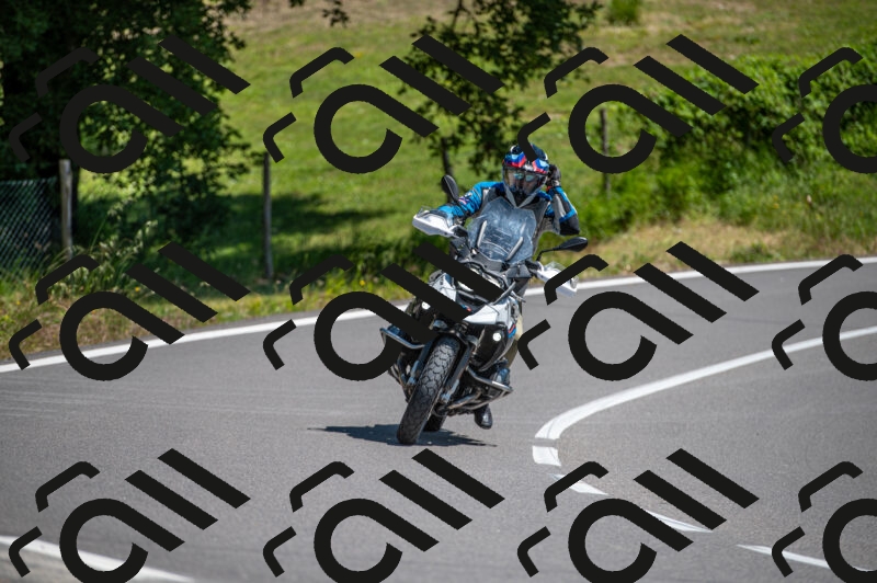 202505241434-M22_6043_m2_