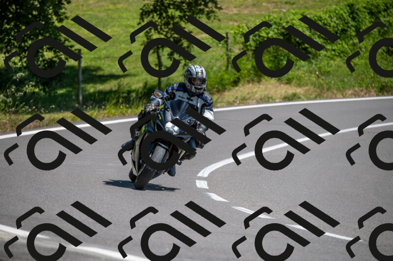 202505241440-M22_6094_m2_