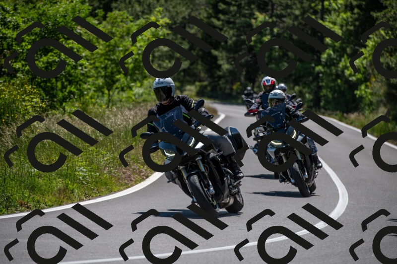 202505241440-M22_6103_m2_