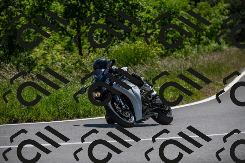 202505241443-M22_6126_m2_