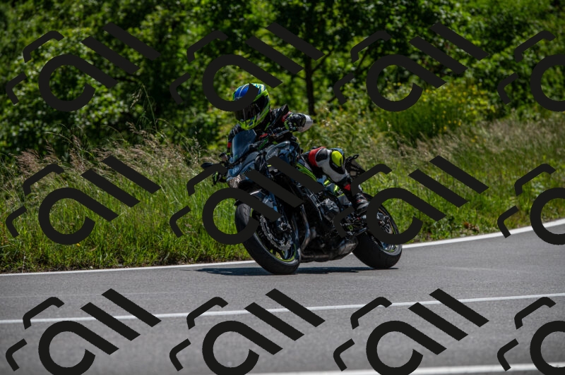 202505241443-M22_6129_m2_