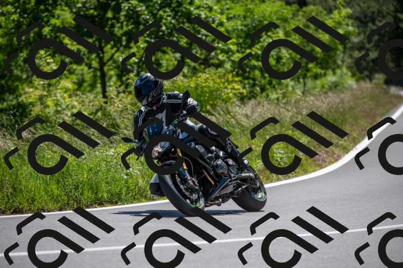 202505241443-M22_6133_m2_