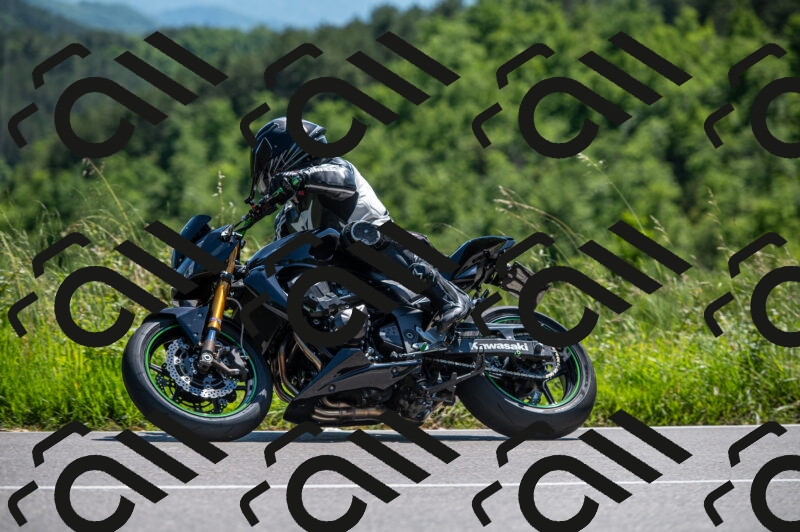 202505241443-M22_6134_m2_