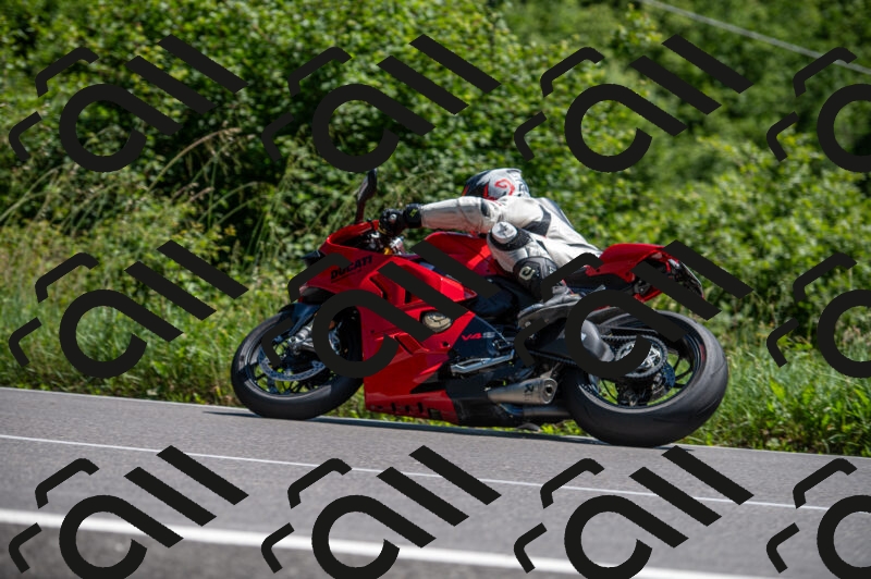 202505241445-M22_6140_m2_