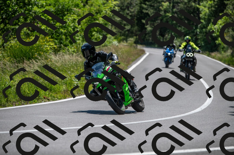 202505241445-M22_6148_m2_