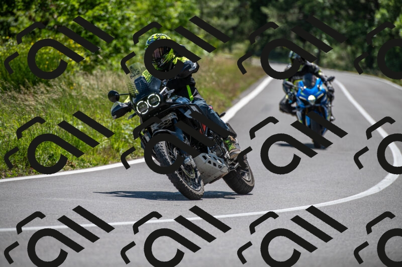 202505241445-M22_6151_m2_