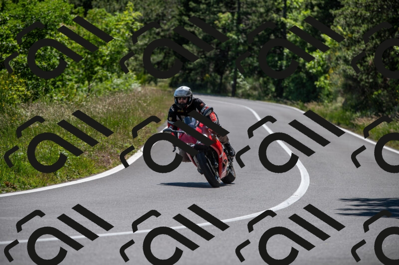 202505241445-M22_6161_m2_