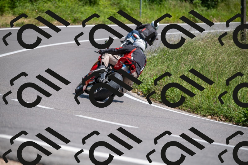 202505241445-M22_6164_m2_