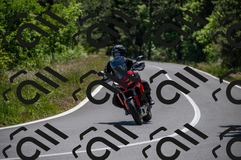 202505241445-M22_6166_m2_