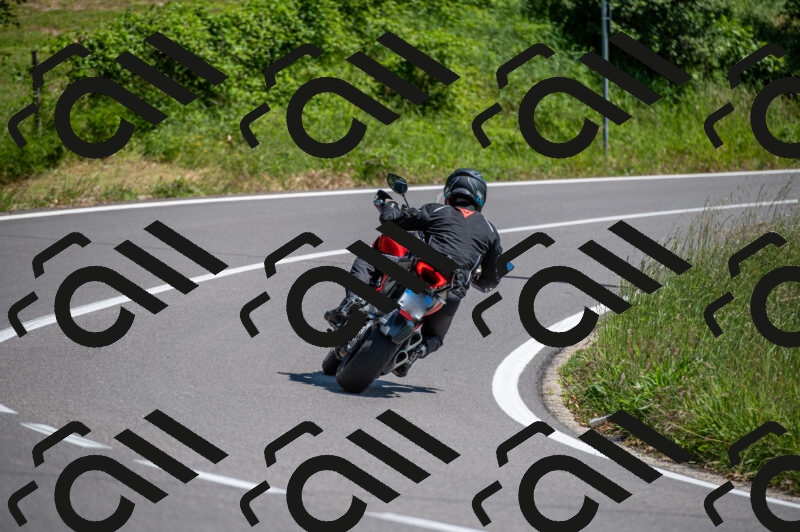 202505241446-M22_6169_m2_