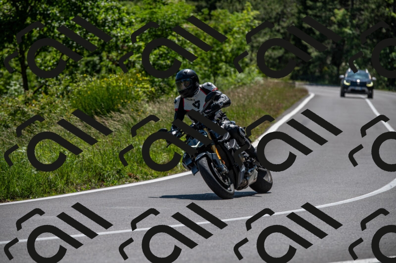 202505241448-M22_6174_m2_