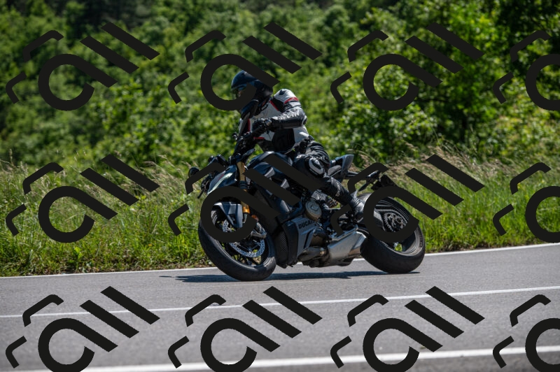 202505241448-M22_6175_m2_