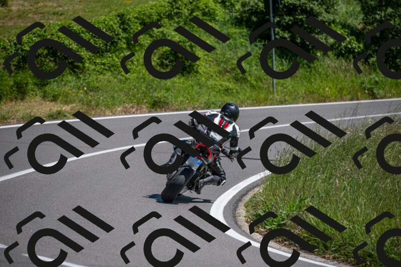 202505241449-M22_6177_m2_