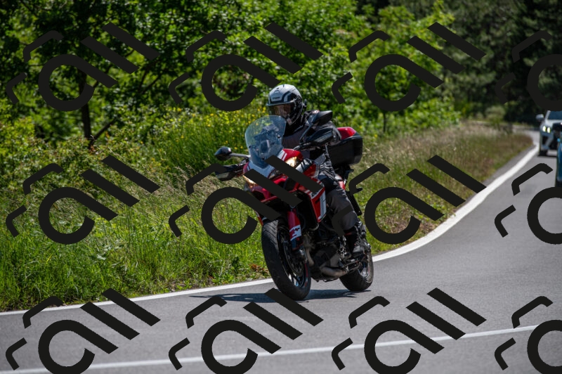 202505241450-M22_6191_m2_