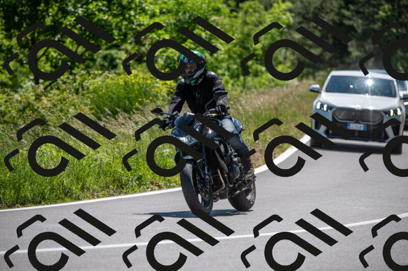 202505241450-M22_6195_m2_