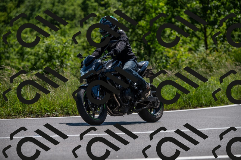 202505241450-M22_6196_m2_