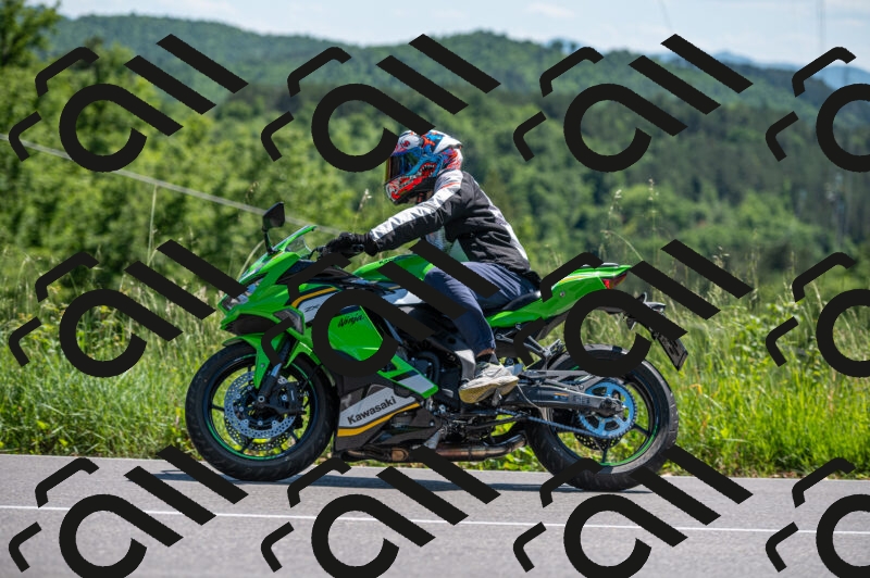 202505241451-M22_6207_m2_