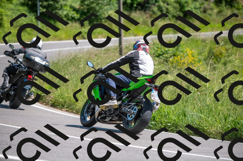 202505241452-M22_6208_m2_