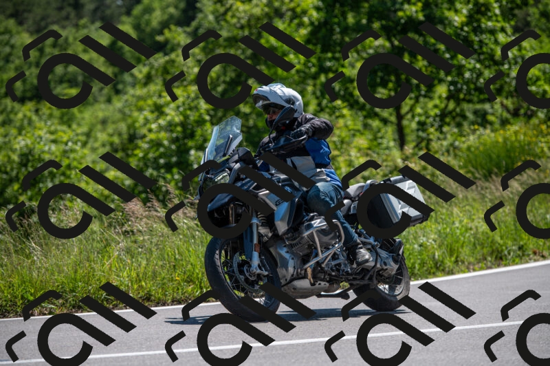 202505241452-M22_6210_m2_