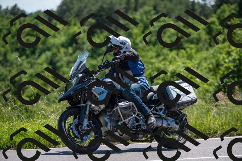 202505241452-M22_6211_m2_