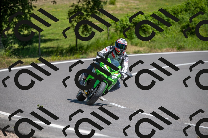 202505241459-M22_6236_m2_