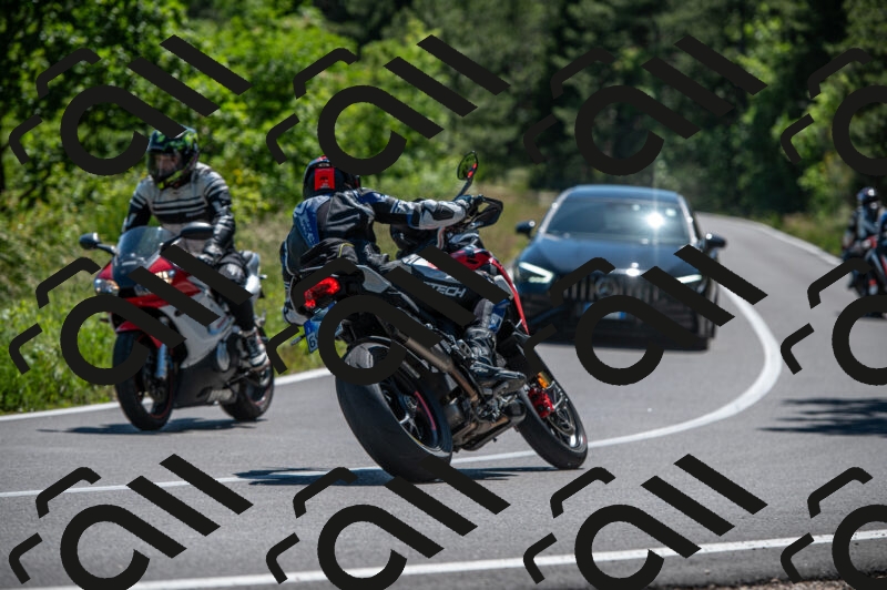 202505241500-M22_6245_m2_