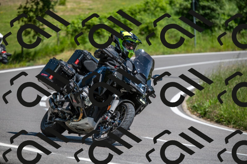 202505241501-M22_6256_m2_