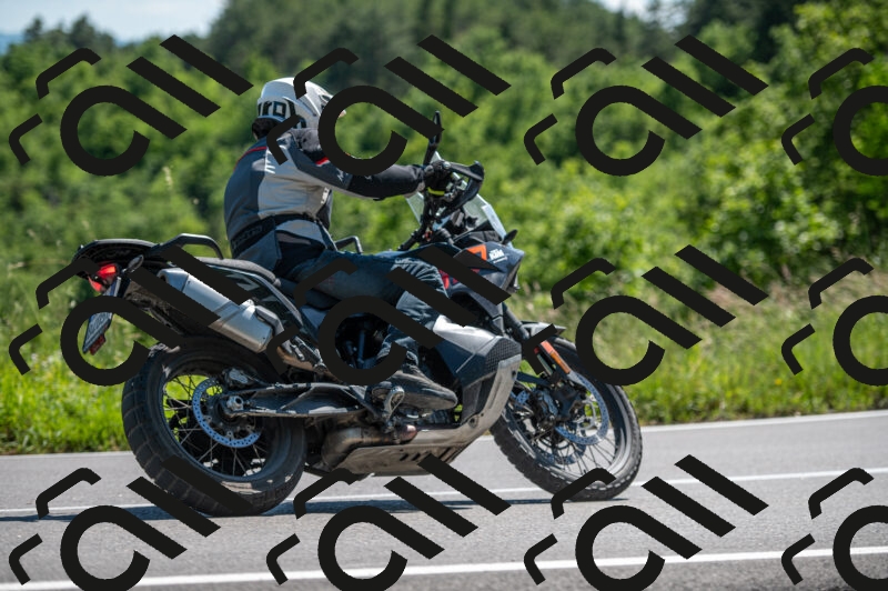 202505241501-M22_6260_m2_