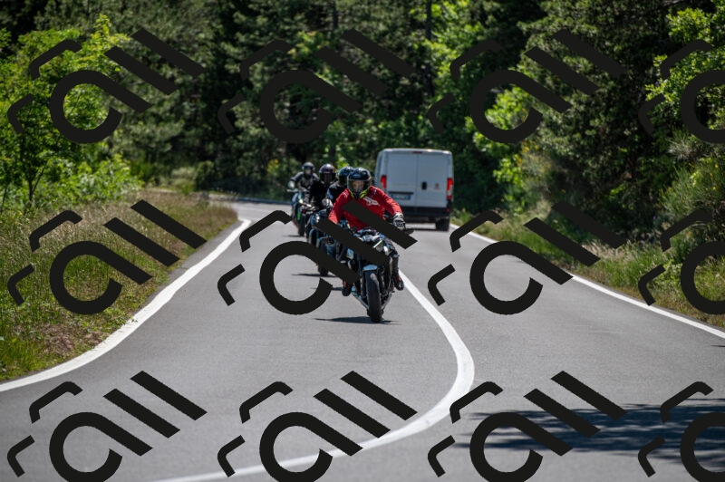 202505241501-M22_6261_m2_