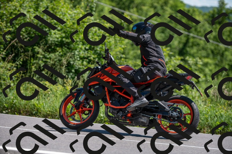 202505241502-M22_6277_m2_