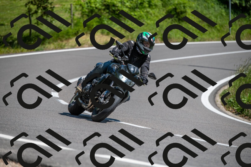 202505241510-M22_6318_m2_