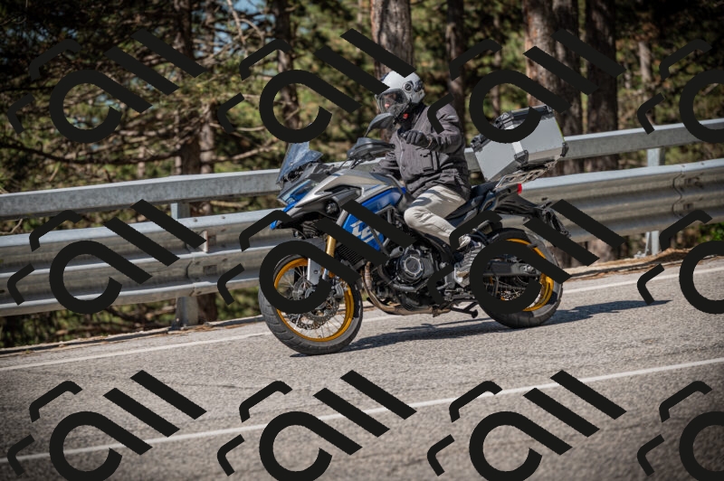 20250525101533-Z62_1929_am_