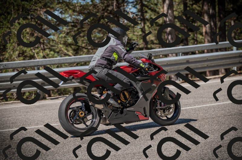 20250525101656-Z62_1946_am_