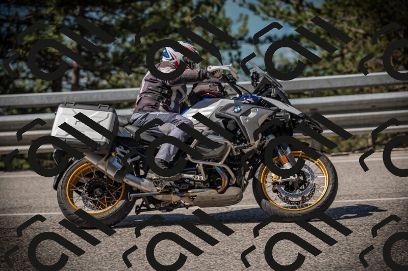 20250525102419-Z62_1990_am_