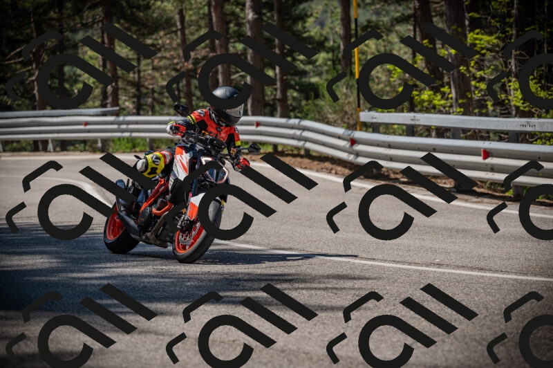 20250525102911-Z62_2027_am_