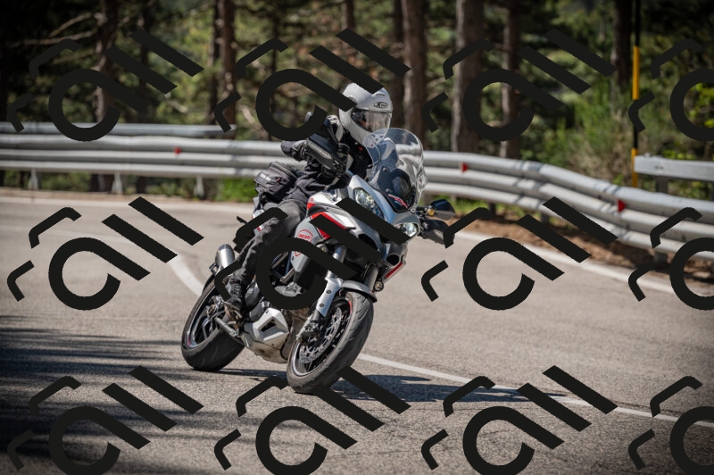 20250525103822-Z62_2061_am_